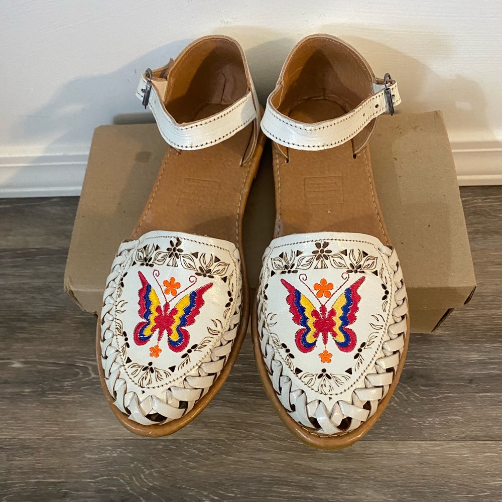 butterfly mexican style sandals - Picture 3 of 3